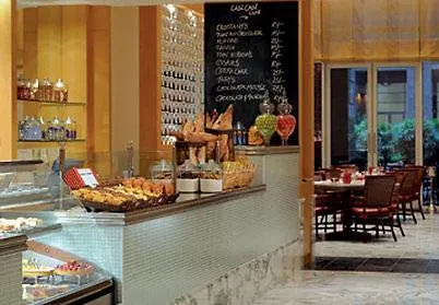 Ritz Carlton Residences Difc Downtown Dubai 5*,